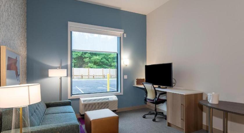 Home2 Suites Raynham/Taunton, Ma Exterior photo